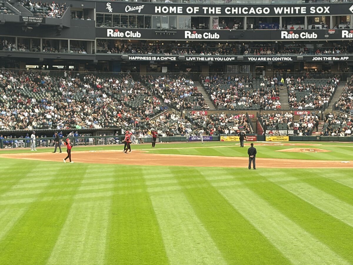 Where to Eat Before a White Sox Game